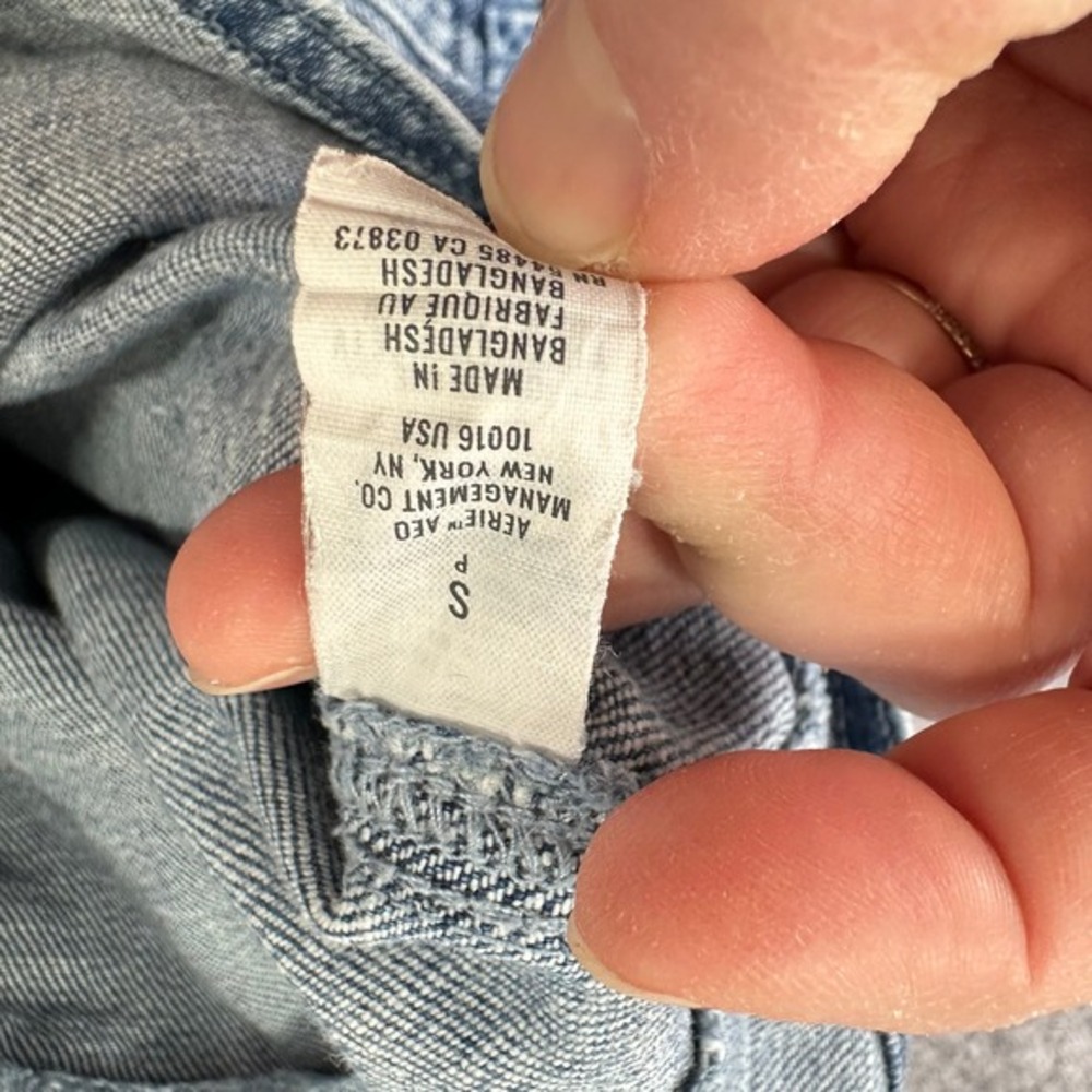 Aerie Size Small Denim Shortall Overalls Medium Wash Daisy Embroidery Summer - Picture 10 of 10